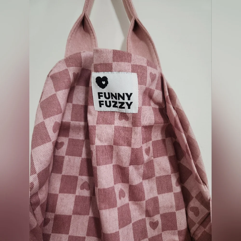 Funny Fuzzy Pet Carrier/Car Seat Cover, NWOT (please see description)*